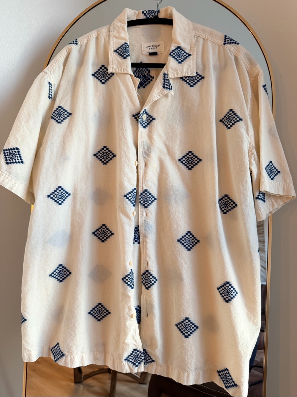 American Eagle Outfitters Cream Button-Up Shirt with Navy Diamond Print